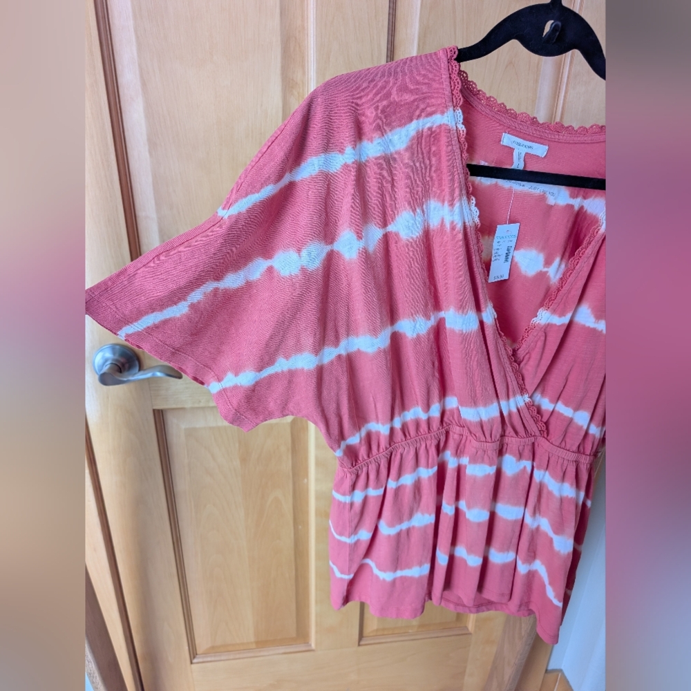 Maurices Coral and White Boho Blouse - Picture 4 of 6